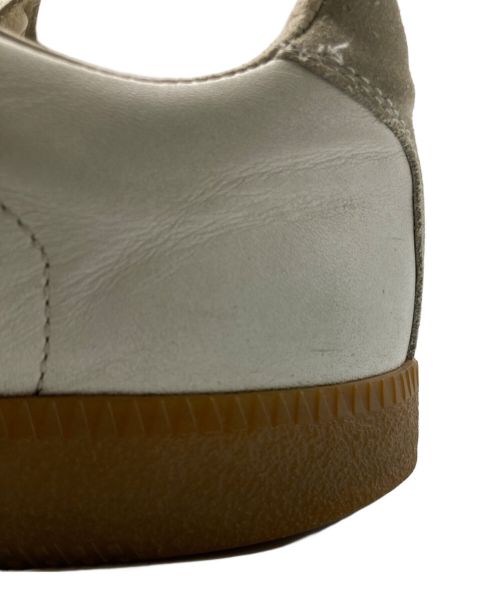 Maison Margiela（メゾンマルジェラ）Maison Margiela (メゾンマルジェラ) ジャーマントレーナー ホワイト×グレー サイズ:40の古着・服飾アイテム