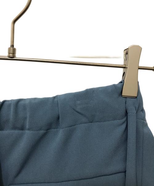 CULLNI（クルニ）CULLNI (クルニ) Stretch Twill 2 Tuck Wide Easy Pants ブルー サイズ:2の古着・服飾アイテム