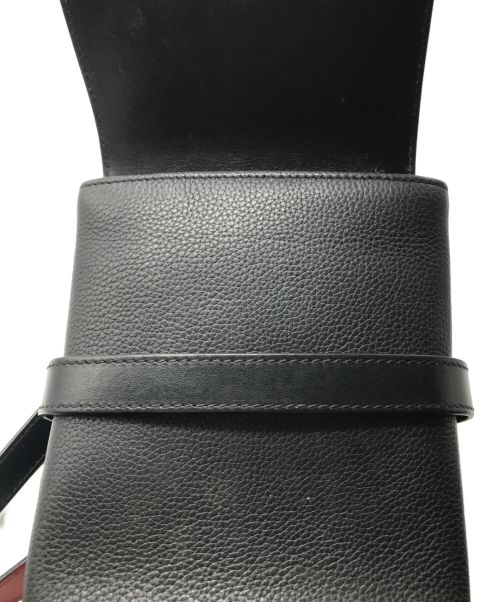 Christian Louboutin（クリスチャン・ルブタン）Christian Louboutin (クリスチャン・ルブタン) ショルダーバッグ レッド×ブラック サイズ:不明の古着・服飾アイテム