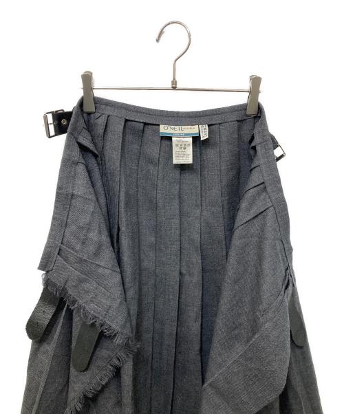 O'NEIL OF DUBLIN（オニールオブダブリン）O'NEIL OF DUBLIN (オニールオブダブリン) キルトスカート グレー サイズ:Sの古着・服飾アイテム