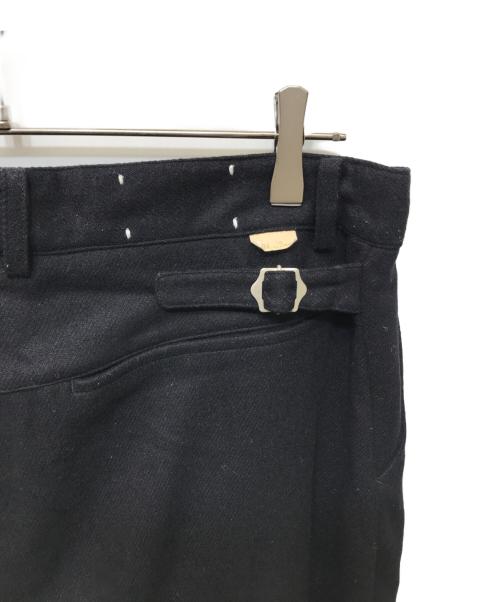 FARAH（ファーラー）FARAH (ファーラー) One Tuck Side Adjustable Pants ブラック サイズ:34の古着・服飾アイテム