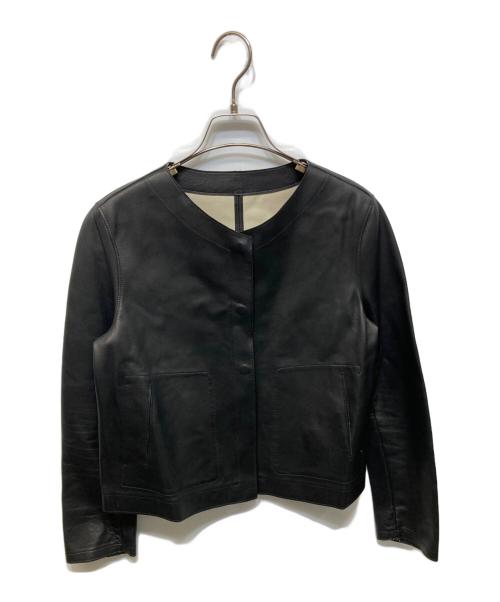 THE CLASSE DoCLASSE（ザクラス ドゥクラッセ）THE CLASSE DoCLASSE (ザクラス ドゥクラッセ) ラムナッパレザー・ノーカラージャケット ブラック×ベージュ サイズ:7の古着・服飾アイテム