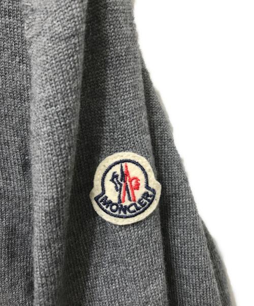 MONCLER（モンクレール）MONCLER (モンクレール) MAGLIONE TRICOT GIROCOLLO クルーネックニット グレー サイズ:Mの古着・服飾アイテム