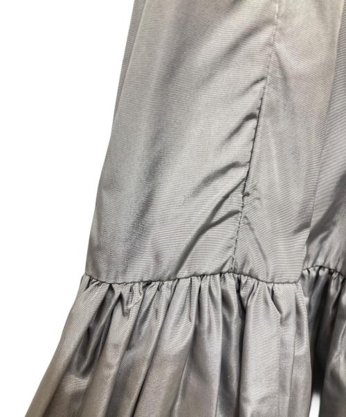 PRADA（プラダ）PRADA (プラダ) ティアードスカート グレー サイズ:36Sの古着・服飾アイテム