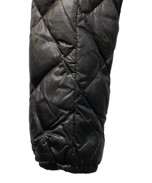 EMPORIO ARMANI EA7（エンポリオアルマーニ イーエーセブン）EMPORIO ARMANI EA7 (エンポリオアルマーニ イーエーセブン) キルティングダウンジャケット ブラック サイズ:Sの古着・服飾アイテム