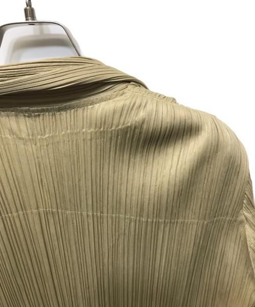 PLEATS PLEASE（プリーツプリーズ）PLEATS PLEASE (プリーツプリーズ) プリーツコート ベージュ サイズ:3の古着・服飾アイテム