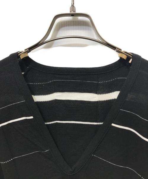 Y's（ワイズ）Y's (ワイズ) Vネックドレープボーダーニットワンピース ブラック×ホワイト サイズ:2の古着・服飾アイテム