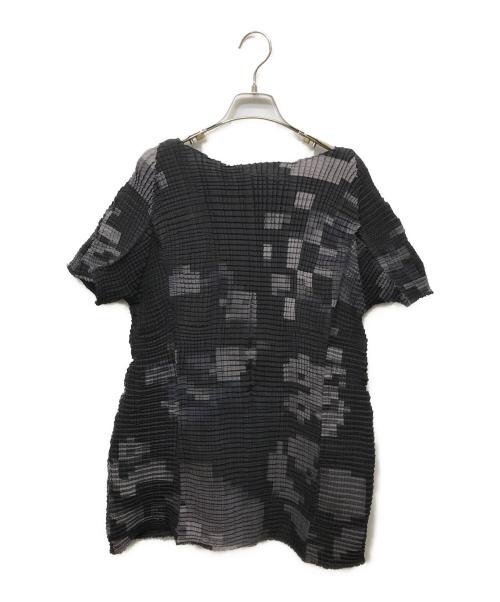 ISSEY MIYAKE（イッセイミヤケ）ISSEY MIYAKE (イッセイミヤケ) ストレッチプリーツ ボックスドットグラフィックTシャツ ブラック×グレー サイズ:2の古着・服飾アイテム