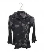 ISSEY MIYAKEイッセイミヤケ）の古着「ストレッチプリーツ ボックスドットグラフィックシャツ」｜ブラック×グレー