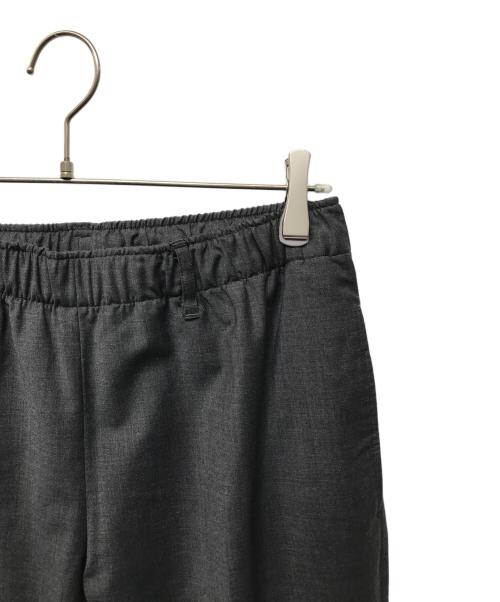 N.HOOLYWOOD（エヌ ハリウッド）N.HOOLYWOOD (エヌ ハリウッド) TAPERED EASY PANTS グレー サイズ:36の古着・服飾アイテム