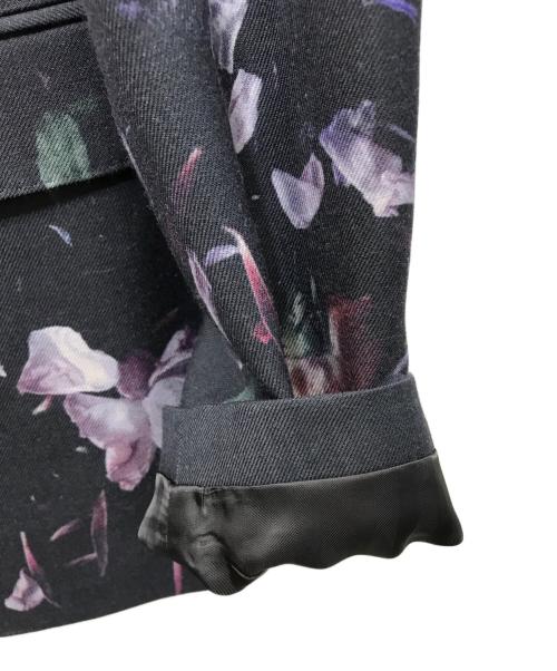 LAD MUSICIAN（ラッドミュージシャン）LAD MUSICIAN (ラッドミュージシャン) フラワープリント1Bジャケット グレー サイズ:42の古着・服飾アイテム