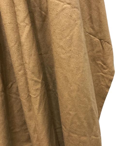 BASERANGE（ベースレンジ）BASERANGE (ベースレンジ) シルク エプロンドレス ベージュ サイズ:XSの古着・服飾アイテム