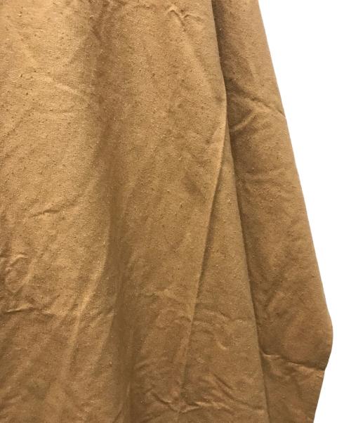 BASERANGE（ベースレンジ）BASERANGE (ベースレンジ) シルク エプロンドレス ベージュ サイズ:XSの古着・服飾アイテム