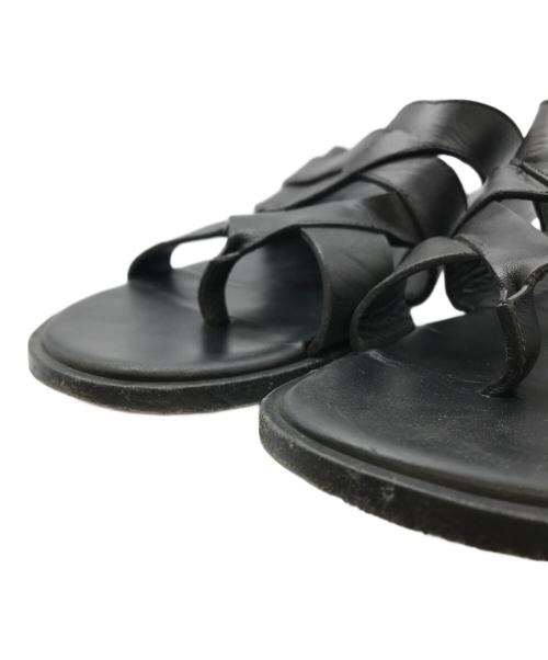 Christian Louboutin（クリスチャン・ルブタン）Christian Louboutin (クリスチャン・ルブタン) Sinouhe Black Leather Sandals ブラック サイズ:43の古着・服飾アイテム