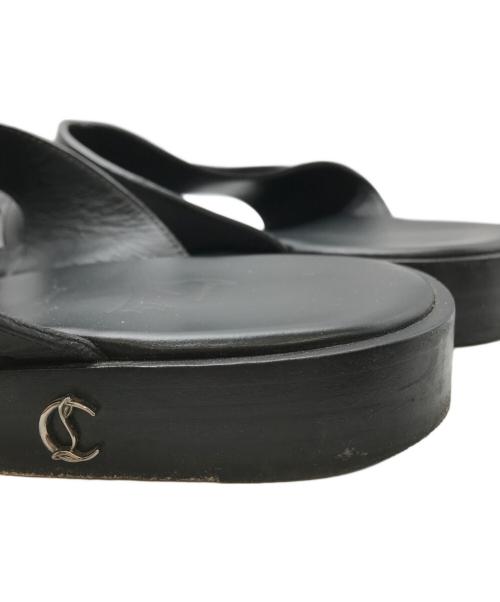 Christian Louboutin（クリスチャン・ルブタン）Christian Louboutin (クリスチャン・ルブタン) Sinouhe Black Leather Sandals ブラック サイズ:43の古着・服飾アイテム