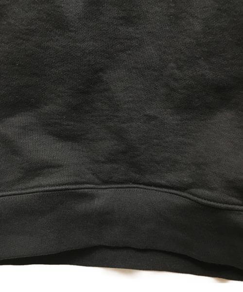 HIDDEN NY（ヒドゥンニューヨーク）HIDDEN NY (ヒドゥンニューヨーク) asics (アシックス) プルオーバーパーカー ブラック サイズ:Ｓの古着・服飾アイテム