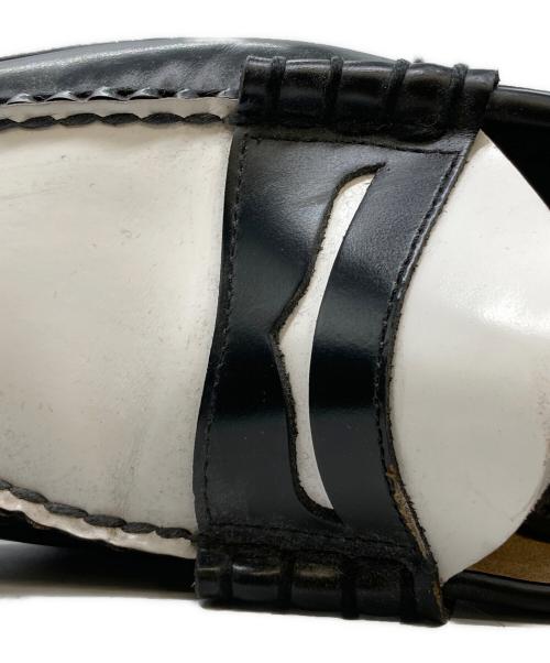 G.H.BASS（ジーエイチバス）G.H.BASS (ジーエイチバス) ローファー ホワイト×ブラック サイズ:41の古着・服飾アイテム