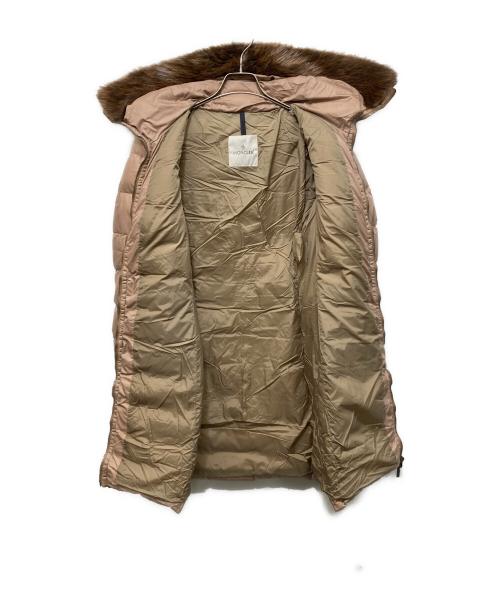MONCLER（モンクレール）MONCLER (モンクレール) FABREFUR ダウンコート ベージュの古着・服飾アイテム