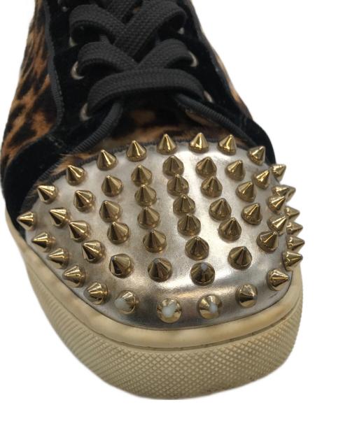 Christian Louboutin（クリスチャン・ルブタン）Christian Louboutin (クリスチャン・ルブタン) スパイクスタッズ レオパードハイカットスニーカー ベージュ サイズ:41の古着・服飾アイテム
