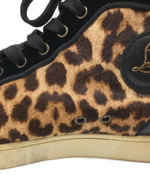 Christian Louboutin（クリスチャン・ルブタン）Christian Louboutin (クリスチャン・ルブタン) スパイクスタッズ レオパードハイカットスニーカー ベージュ サイズ:41の古着・服飾アイテム