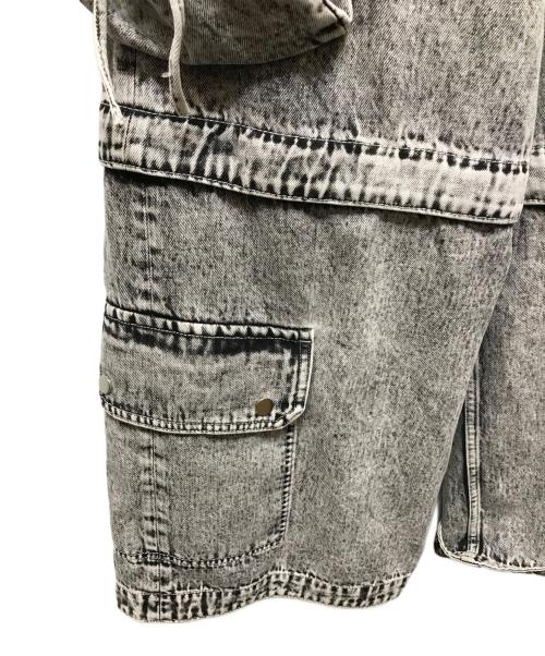 MAISON SPECIAL（メゾンスペシャル）MAISON SPECIAL (メゾンスペシャル) Big Pocket 2WAY Buggy Denim Cargo Pants グレー サイズ:01の古着・服飾アイテム