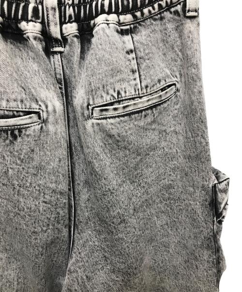 MAISON SPECIAL（メゾンスペシャル）MAISON SPECIAL (メゾンスペシャル) Big Pocket 2WAY Buggy Denim Cargo Pants グレー サイズ:01の古着・服飾アイテム
