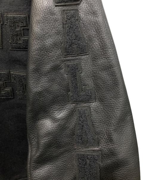 UNDERCOVER（アンダーカバー）UNDERCOVER (アンダーカバー) Kamilla Tolnoe Arm Leatherスタジャン ブラック サイズ:3の古着・服飾アイテム