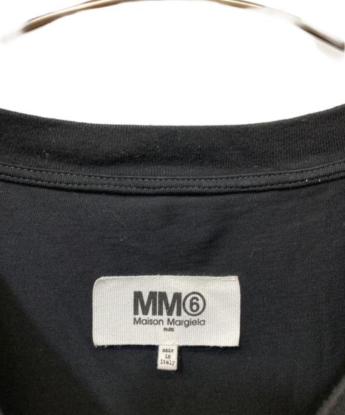 MM6 Maison Margiela（エムエムシックスメゾンマルジェラ）MM6 Maison Margiela (エムエムシックスメゾンマルジェラ) バックアーカイブロゴプリント オーバーサイズ 半袖 Tシャツ ブラック サイズ:Sの古着・服飾アイテム