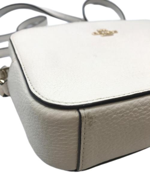 COACH（コーチ）COACH (コーチ) MINI CAMERA BAG アイボリーの古着・服飾アイテム