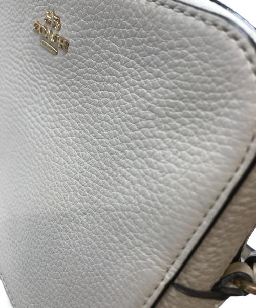 COACH（コーチ）COACH (コーチ) MINI CAMERA BAG アイボリーの古着・服飾アイテム
