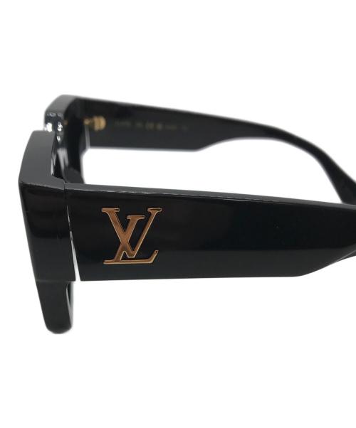 LOUIS VUITTON（ルイ ヴィトン）LOUIS VUITTON (ルイ ヴィトン) LVクラッシュ スクエアサングラス ブラック サイズ:54□21 155の古着・服飾アイテム