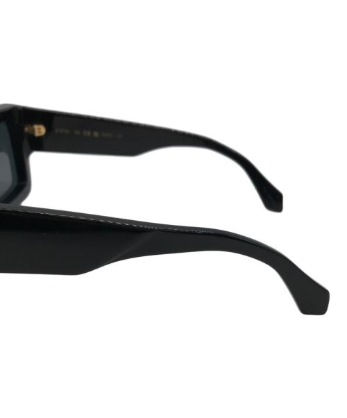 LOUIS VUITTON（ルイ ヴィトン）LOUIS VUITTON (ルイ ヴィトン) LVクラッシュ スクエアサングラス ブラック サイズ:54□21 155の古着・服飾アイテム