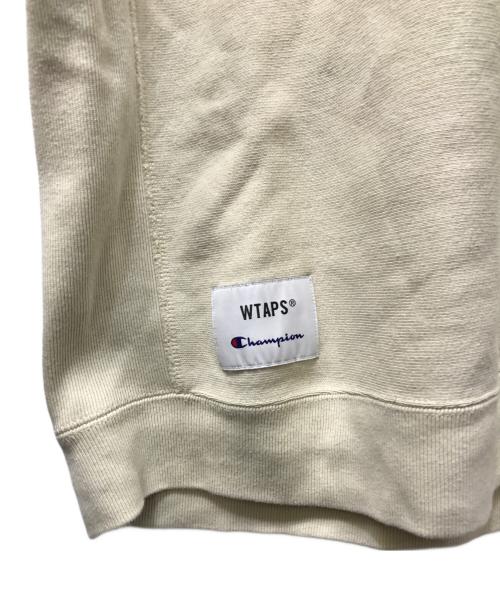 Champion（チャンピオン）Champion (チャンピオン) WTAPS (ダブルタップス) クルーネックスウェット アイボリー サイズ:Mの古着・服飾アイテム