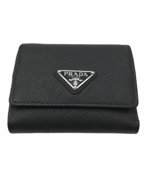 PRADA（プラダ）PRADA (プラダ) サフィアーノトライアングル 財布 ブラックの古着・服飾アイテム