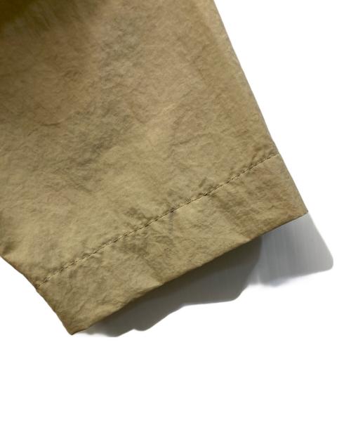 UNITUS（ユナイタス）UNITUS (ユナイタス) ナイロンジャケット ベージュ サイズ:Freeの古着・服飾アイテム