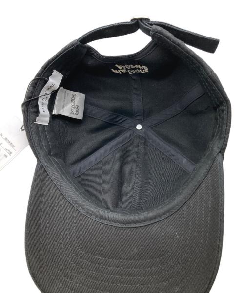 maison kitsune（メゾンキツネ）MAISON KITSUNE (メゾンキツネ) DOUBLE BOLD FOX HEAD CAP ブラック 未使用品の古着・服飾アイテム