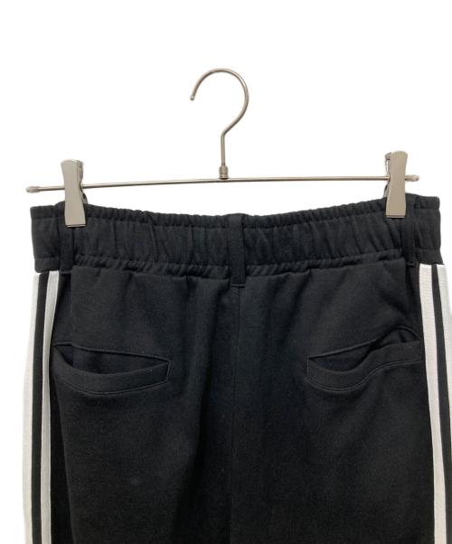 GRANCY（グランシー）GRANCY (グランシー) ジップデザインシュレディンガートラックパンツ ブラック サイズ:L 未使用品の古着・服飾アイテム