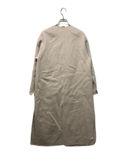 MUSE de Deuxieme Classe（ミューズ ドゥーズィエム クラス）MUSE de Deuxieme Classe (ミューズ ドゥーズィエム クラス) Victorian リバーロングノーカラーコート ベージュ サイズ:38の古着・服飾アイテム