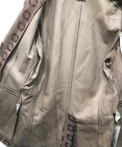 COMME des GARCONS HOMME PLUS（コムデギャルソンオムプリュス）COMME des GARCONS HOMME PLUS (コムデギャルソンオムプリュス) 総柄ピッグレザージャケット ブラウン×カーキ サイズ:Sの古着・服飾アイテム