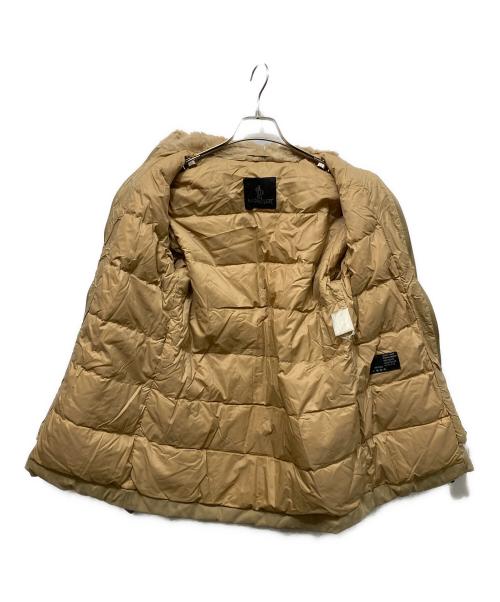 MONCLER（モンクレール）MONCLER (モンクレール) ファートリミングダウンジャケット ベージュの古着・服飾アイテム