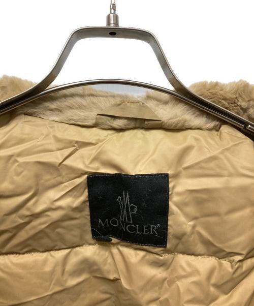 MONCLER（モンクレール）MONCLER (モンクレール) ファートリミングダウンジャケット ベージュの古着・服飾アイテム
