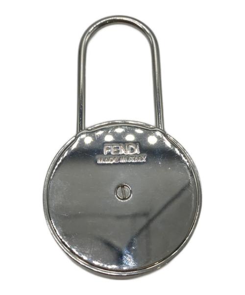 FENDI（フェンディ）FENDI (フェンディ) メタルキーリング シルバーの古着・服飾アイテム