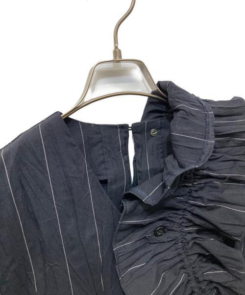 Ujoh（ウジョー）UJOH (ウジョー) フリルディティールプルオーバー ネイビー サイズ:2の古着・服飾アイテム