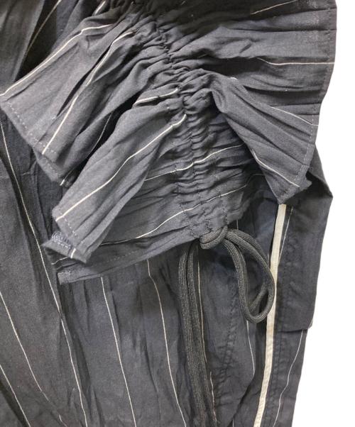 Ujoh（ウジョー）UJOH (ウジョー) フリルディティールプルオーバー ネイビー サイズ:2の古着・服飾アイテム