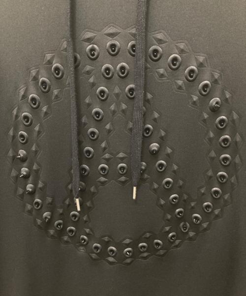 99%is（ナインティナインパーセントイズ）99%is (ナインティナインパーセントイズ) スタッズプルオーバーパーカー ブラック サイズ:無の古着・服飾アイテム