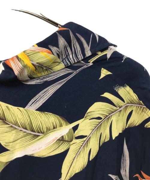 colony clothing（コロニークロージング）colony clothing (コロニークロージング) アロハシャツ ネイビー サイズ:FREEの古着・服飾アイテム