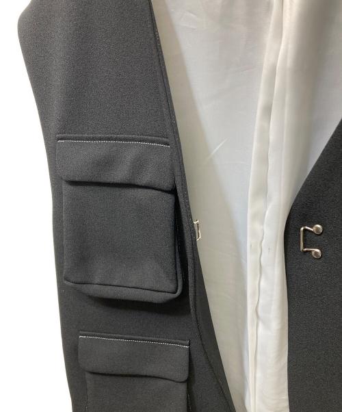 DICH HENDERSON（ディッチ ヘンダーソン）DICH HENDERSON (ディッチ ヘンダーソン) camembert vest ブラック サイズ:FREEの古着・服飾アイテム