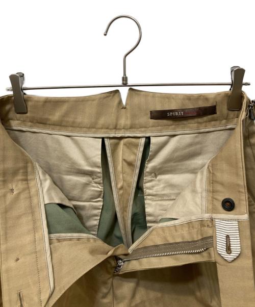 BERWICH（ベルウィッチ）BERWICH (ベルウィッチ) SCOTCH ヘリンボーン2プリーツトラウザー ベージュ サイズ:44の古着・服飾アイテム