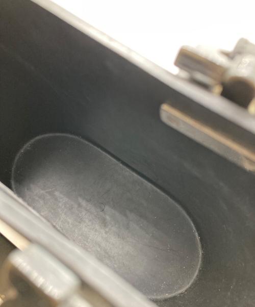 Salvatore Ferragamo（サルヴァトーレ フェラガモ）Salvatore Ferragamo (サルヴァトーレ フェラガモ) ラバーレザーハンドバッグ ブラックの古着・服飾アイテム