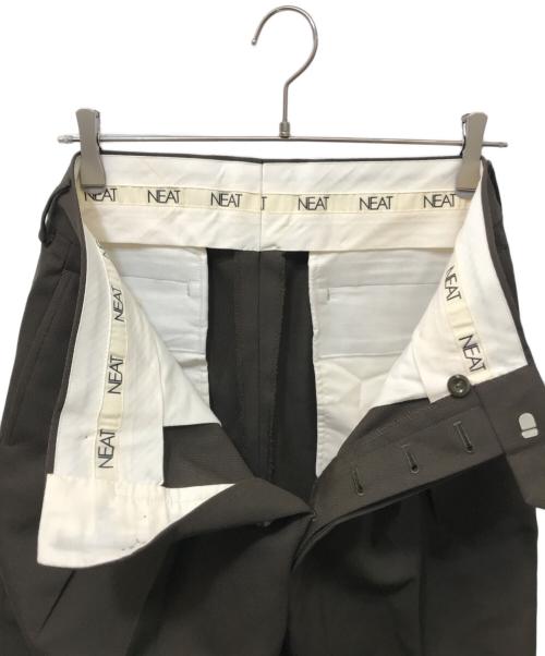 NEAT（ニート）NEAT (ニート) 2タックパンツ カーキ サイズ:46の古着・服飾アイテム